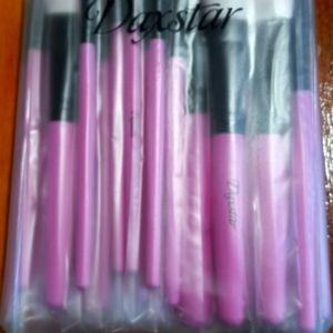 New 32 piece make up brushes